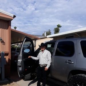 Meet your Posher, Delfino